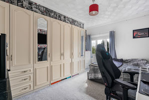 Bedroom- click for photo gallery